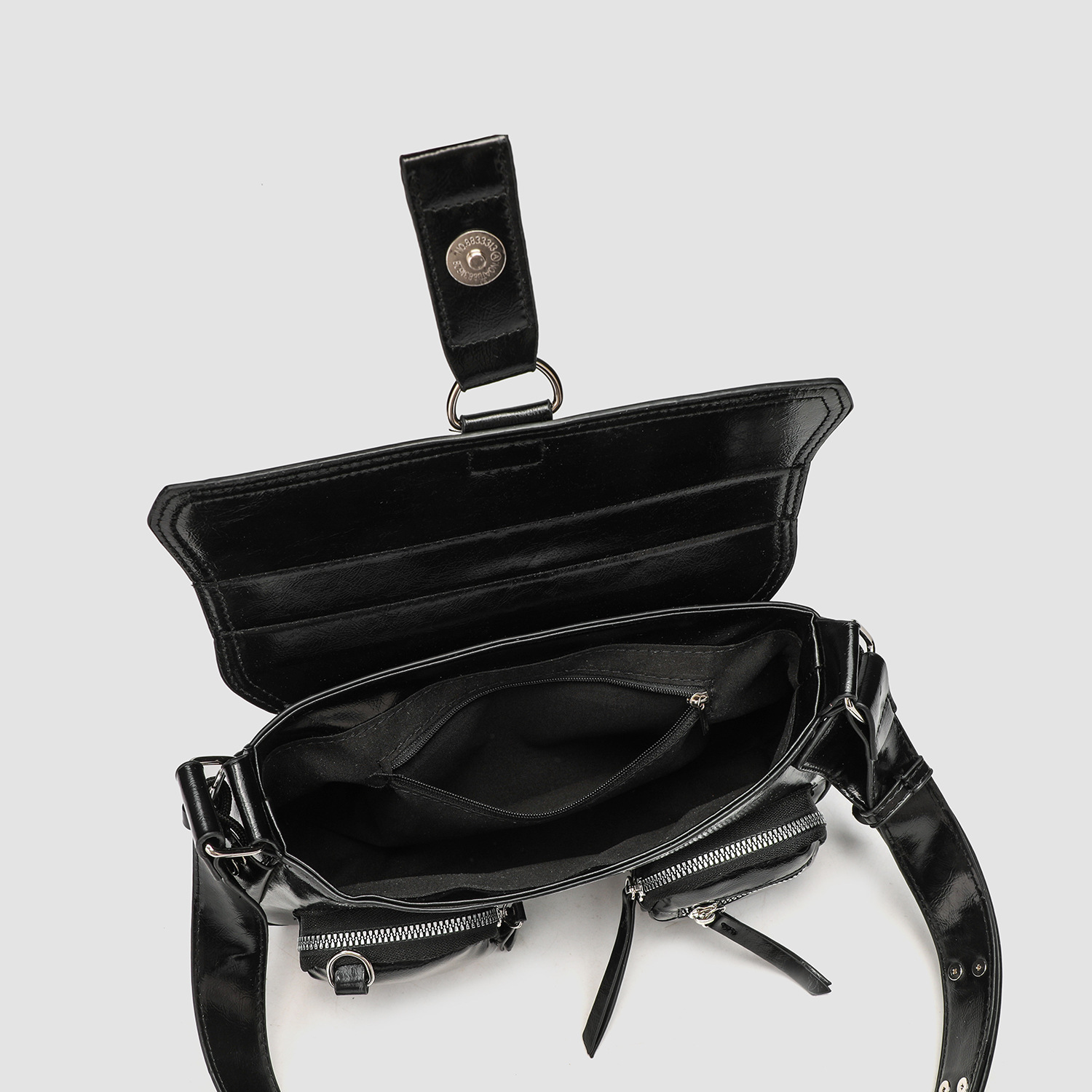Luxury Brand Designer Bag 2025 New Motorcycle Style Sweet Cool Millennium Hot Girl Single Shoulder Underarm Bag Textured Versatile Niche Crossbody Bag