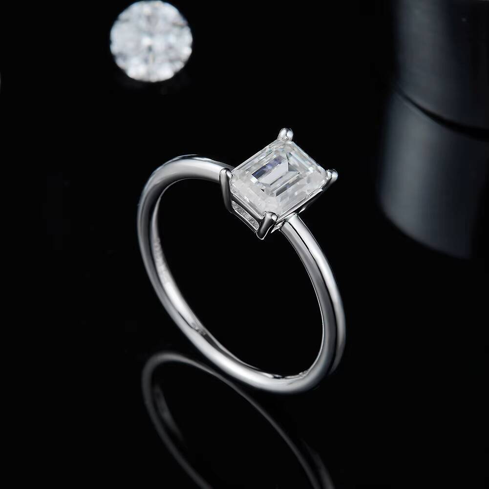 SMR56 Silver Jewelry Gift Moissanite Diamond Emerald Cut 1ct VVS Clarity Anniversary Wedding Engagement Rings