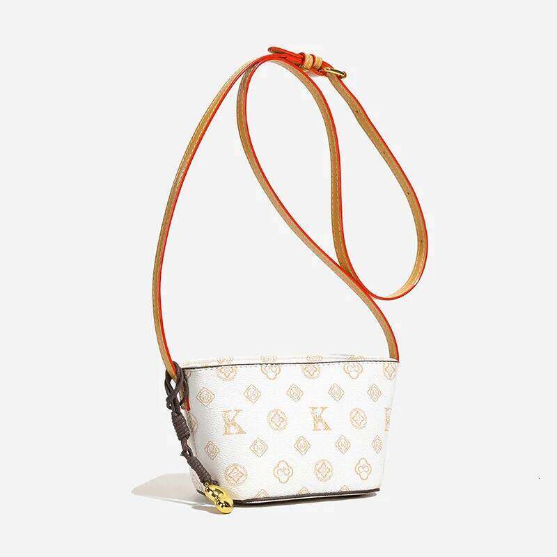 Designer bag Trendy Casual Crossbody Handbag With Letter Vintage Style For Women Simple Leather Commuter Bag
