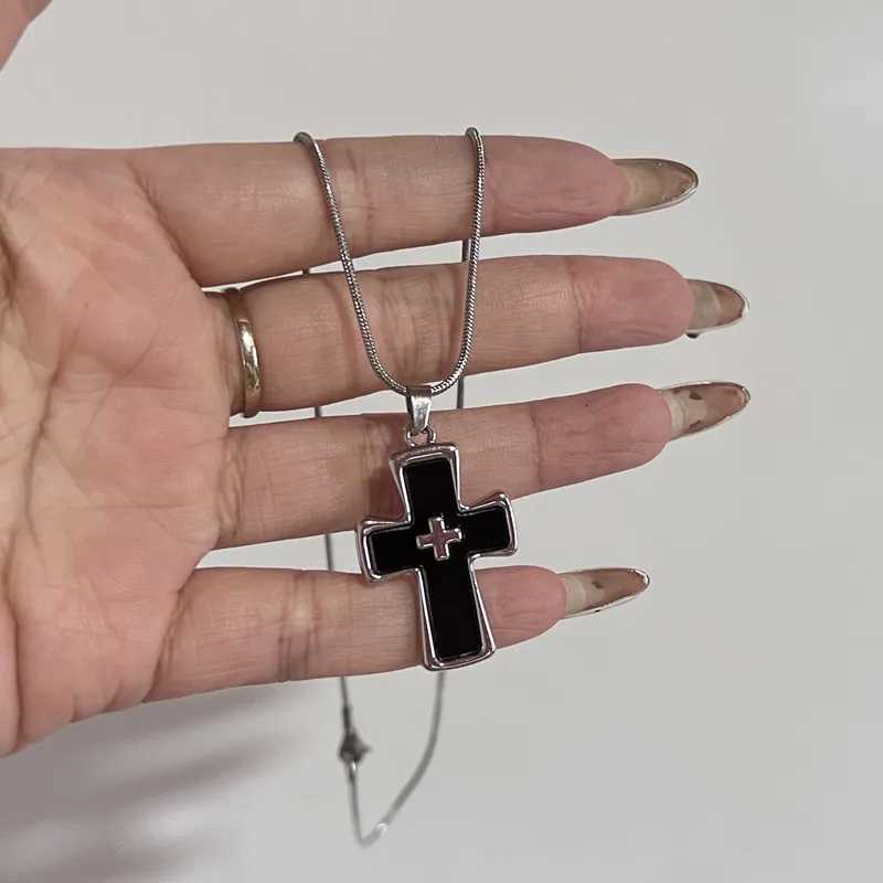 Y2K Cross Necklace With Ins Style Dark Gothic Punk Style Niche Design Unique And Spicy StyleXJ251024