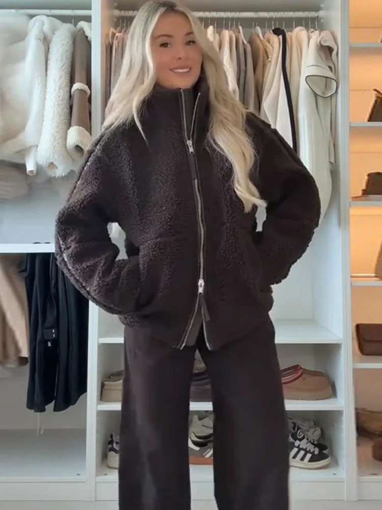 Vintage Zipper Lamb Wool Women Jacket Casual Stand Collar Long Sleeve Pocket Female Short Coats Autumn Lady Outerwear 251021