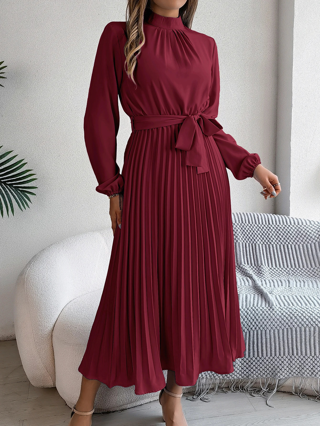 Elegant Pleated Long Dress Long Sleeveed Lace Up Dresses for Middle Eastern Women Spring and Summer Clothes 251023
