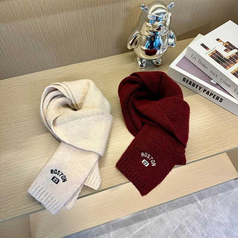 Childrens knitted scarf autumn and winter new encola red embroidered letter baby middleaged childrens bib warm windbreak Y251024