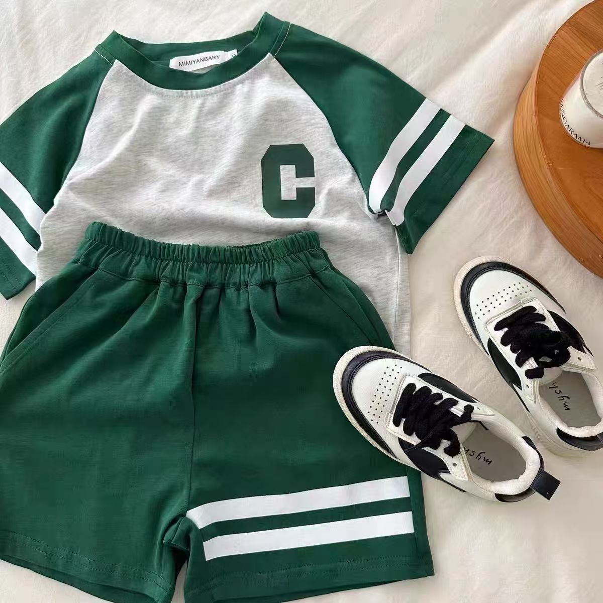luxury kids clothing 2-Piece Set 2025 Summer Short Sleeve T-Shirt & Shorts, Splicing Korean Style Sports Outfit for Boys and Girls