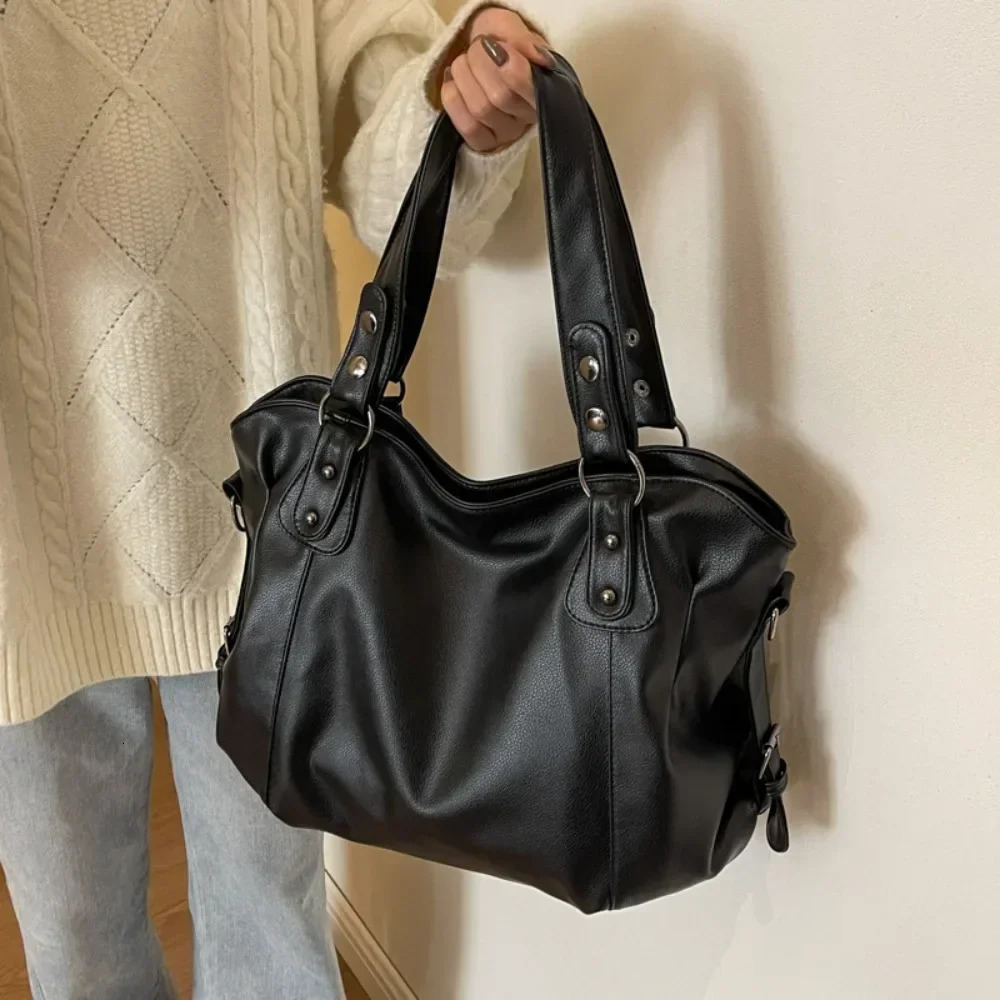 Female Hobo Handbag Large Capacity Shoulder Bags Big Stylsih Tote Bag Ladies Soft Leather Hobos Messenger Bags Women 251023ww