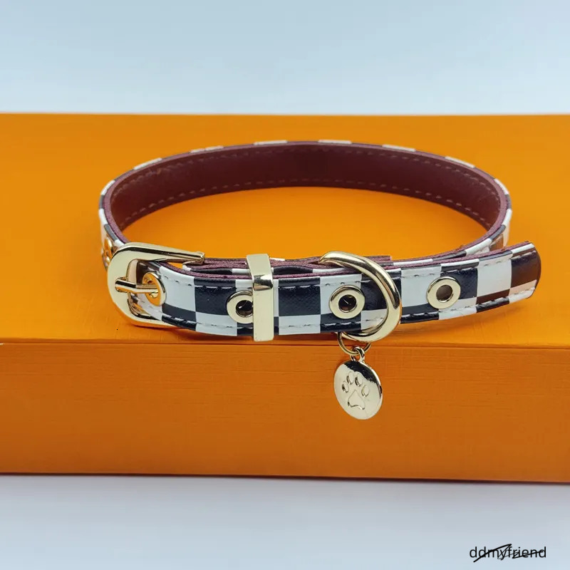 Classic Plaid Dog And Leash Set - Adjustable Leather Collar With Charm For Small To Medium Dogs Ddmyfriend