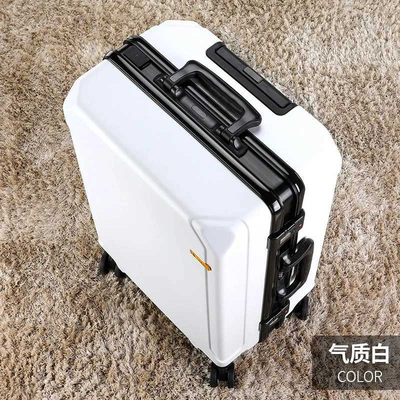 New Fashion rolling luggage aluminum frame USB charging trolley suitcase 20242628 inch students password travel luggageW251024