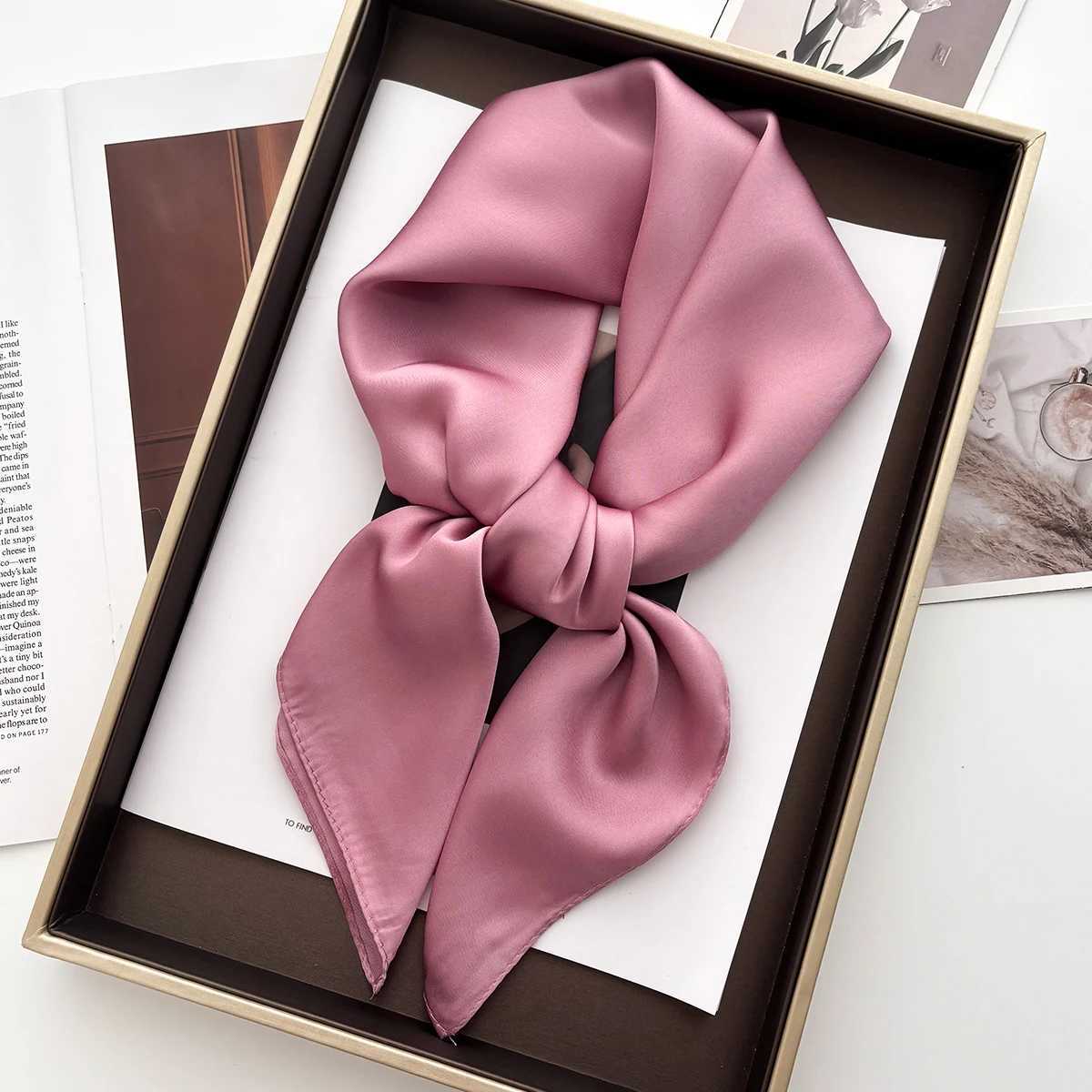 1PC Solid Color Square Scarf Wen Luxury Beach Scarf Fashion La Hair Bandana Wrs Fem Neckerchief Hijab Shl Y251024