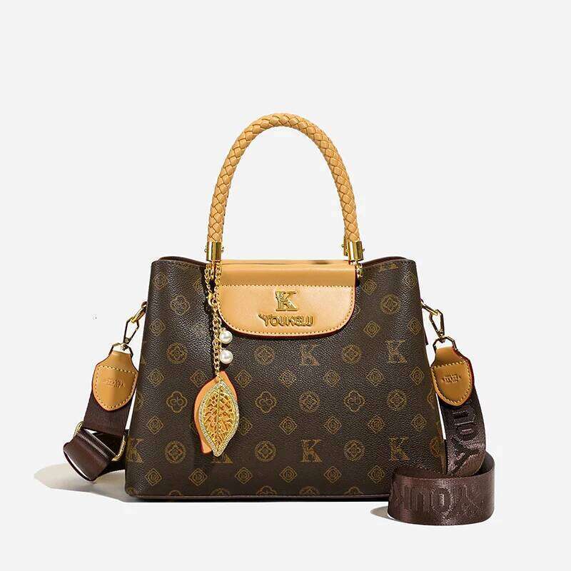 Designer bag Best Superstar Show Unique Crossbody Handbag Stylish Letter For Women Commuter Leather Large Capacity