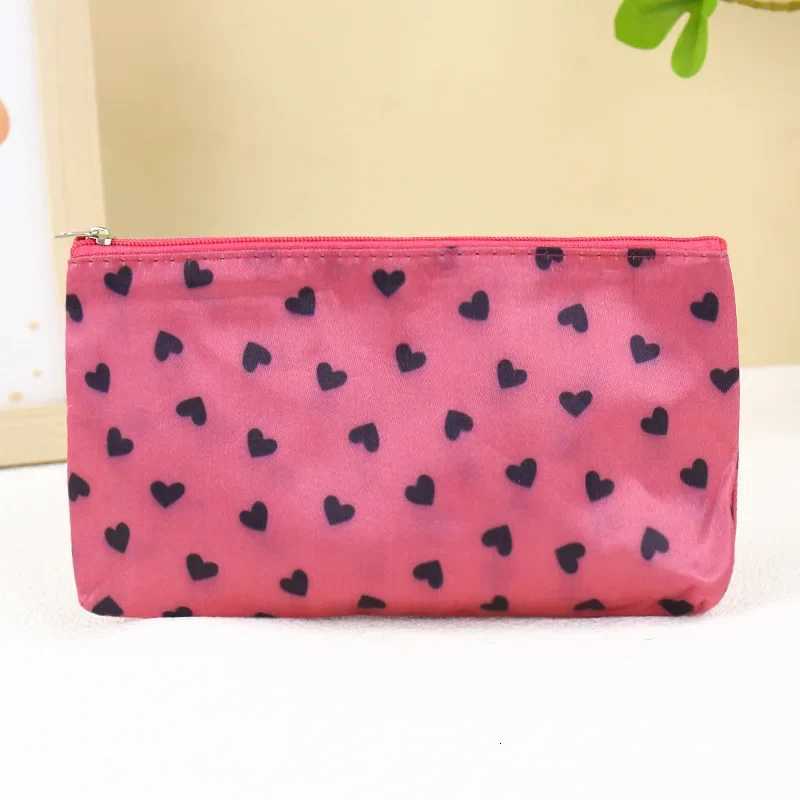 Leopard Pattern Zipper Makeup Bag Fashion MultiFunctional Bag Cosmetic Pouch or TravelCarrying Purse for WomenT251024