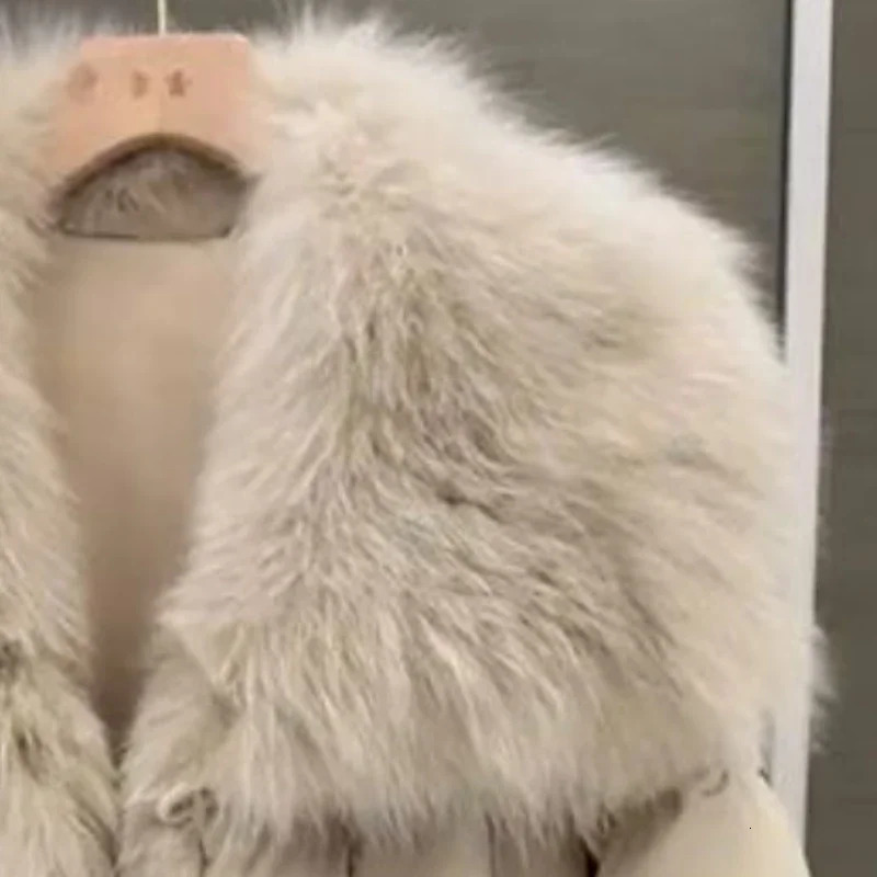 Winter Fur Collar Down Jacket Women Highgrade Feeling Super Goodlooking Little Man Fried Street Fur Collar Coat 251024