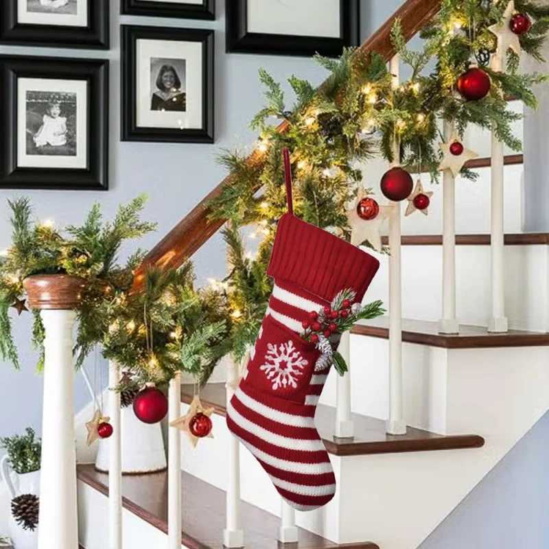 Christmas Stocking Fireplace Hanging Sock Knitted Long Socks Striped Christmas Gift Storage Bag Home Decor Party Present J251024
