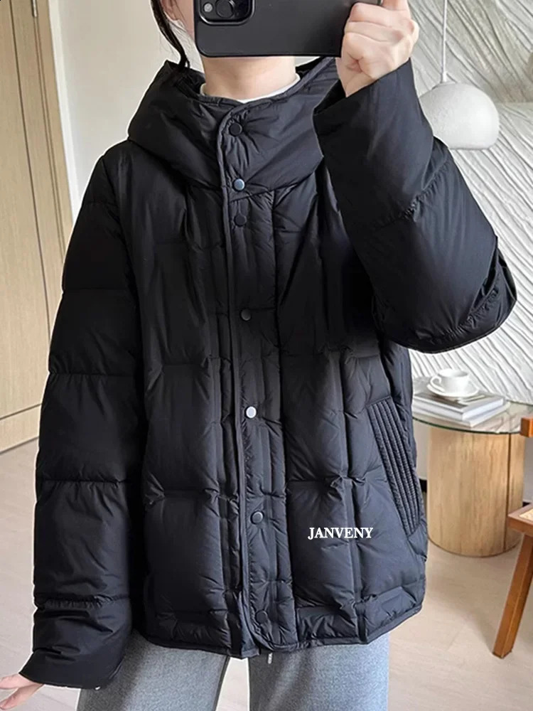 Fashion Winter Lightweight Hooded Puffer Jacket Women Long Sleeve 90 White Duck Down Cropped Casual Coat Warm Parka 251023