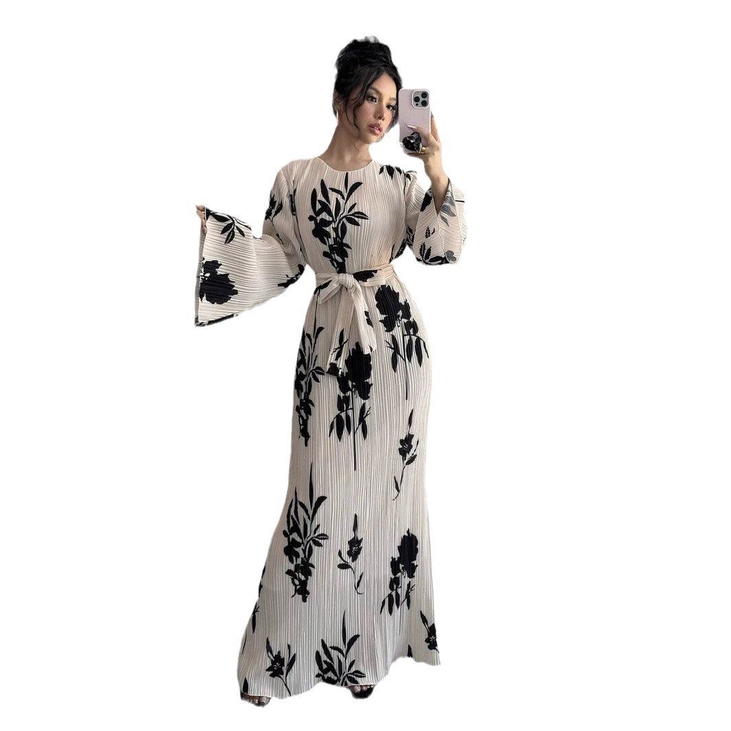Designer women's autumn and winter new elegant pleated fabric trumpet long sleeved dress