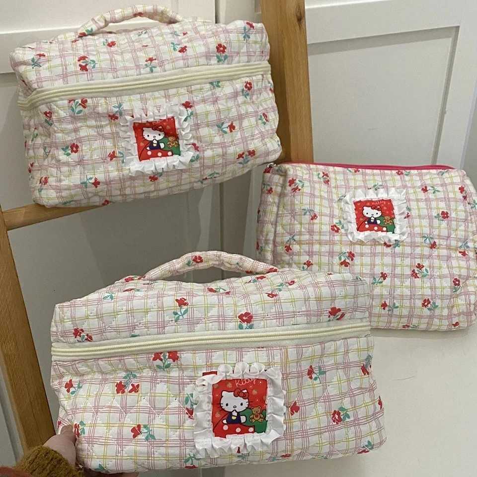 Women Cute Large Capacity Cat Prints Makeup Bag Ladies Instagram Travel Portable Toilet Bag Student Pen CaseT251024
