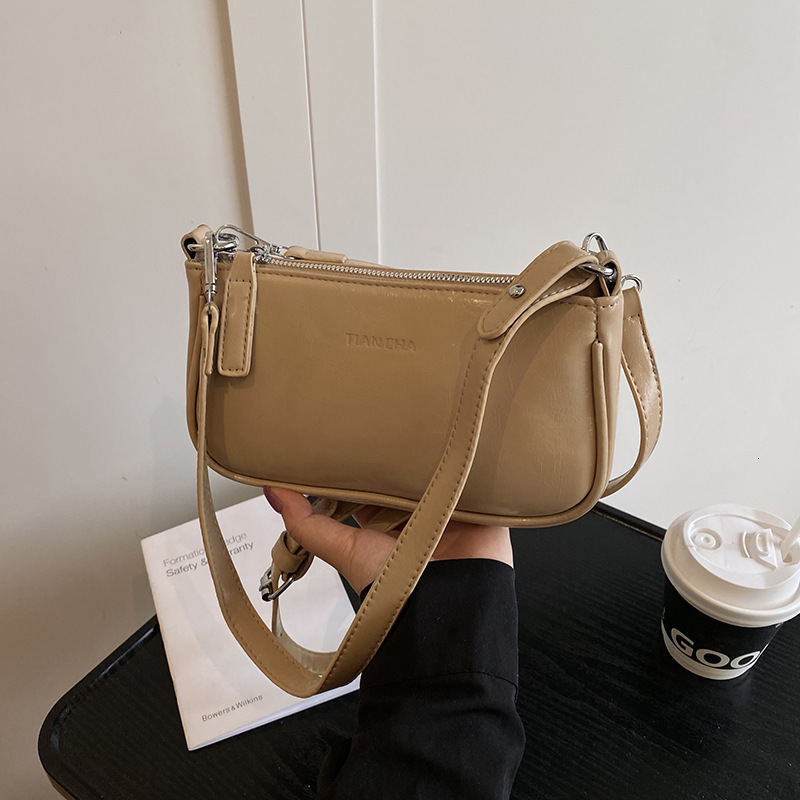 Luxury Brand Designer Bag High-Quality Textured Small Bag For Women 2025 New Summer Versatile Crossbody Bag Fashionable Super Popular Single Shoulder 