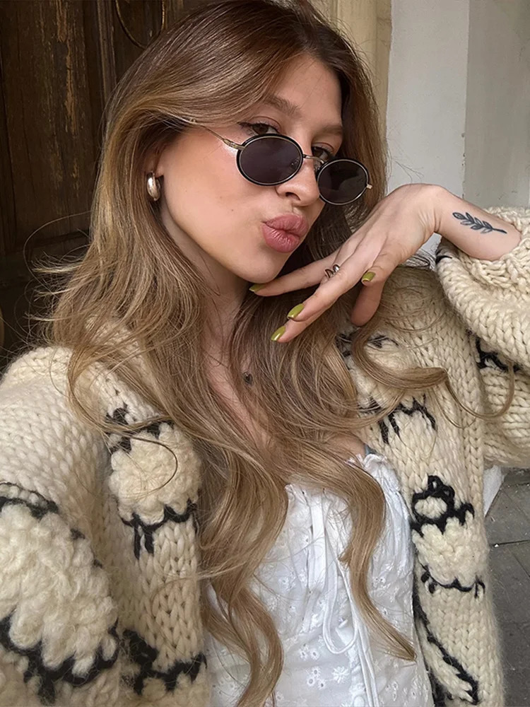 Lantern Sleeve Embroidered Sheep Loose Women Cardigan VNeck Chunky Knit 2025 Autumn Playful Cute Coat Causal Chic Lady Sweater 251013