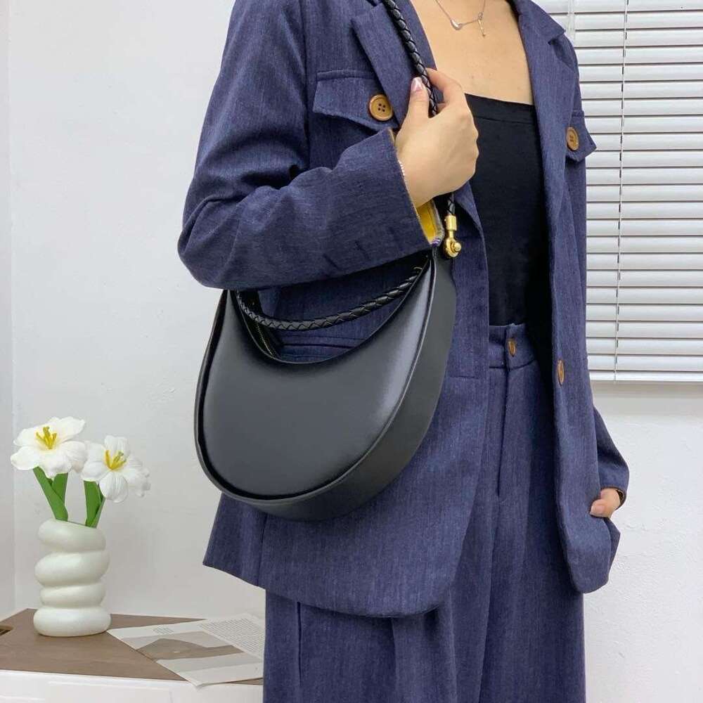 Luxury bag New Woven Half Moon Braided Rope Underarm Fashion Handheld Shoulder Crossbody Dumpling Bag for Women