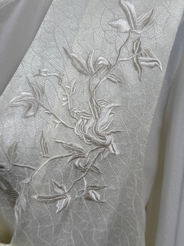 Simple, Sophisticated, Elegant, Light Luxury Silk-Blend Two-Piece Long-Sleeve Shirt JYS85001
