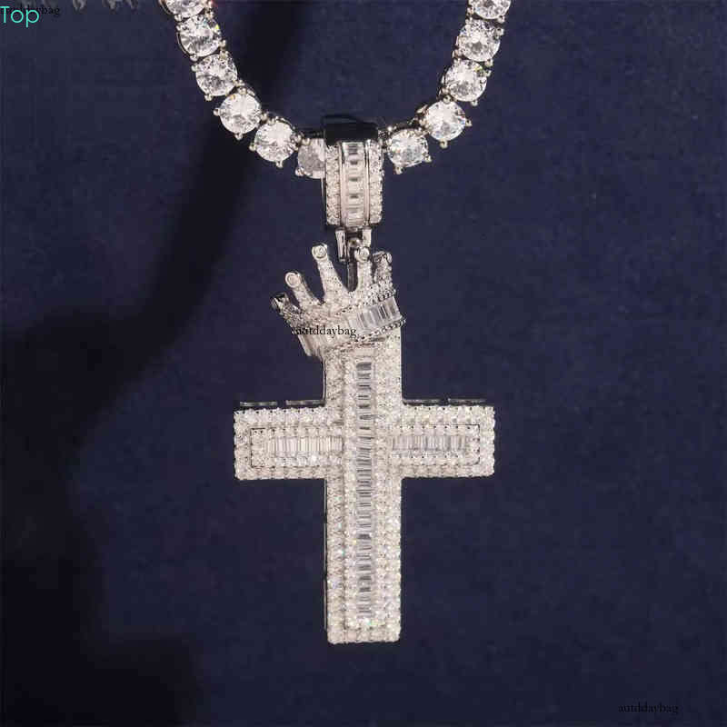 Pass Tester Man GRA Certificate Iced Out Hip Hop Jewelry Sier Baguette Moissanite Dia Crown Bail Cross Pendant