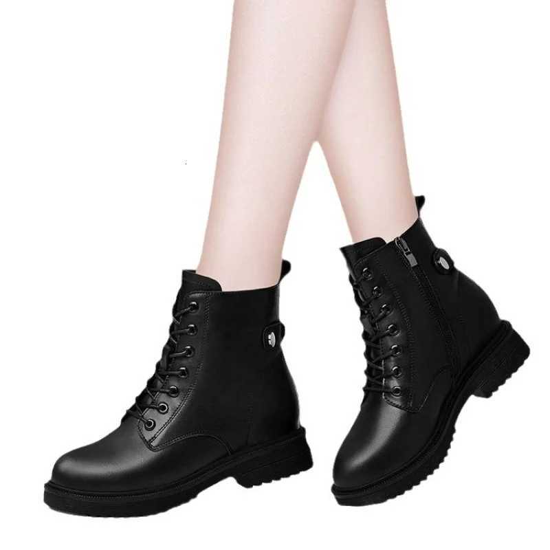 Women new winter black short boots Outdoor non slip walking shoes Casual thick soled Chelsea Boots Fashion comfort shoe Botas De W251024