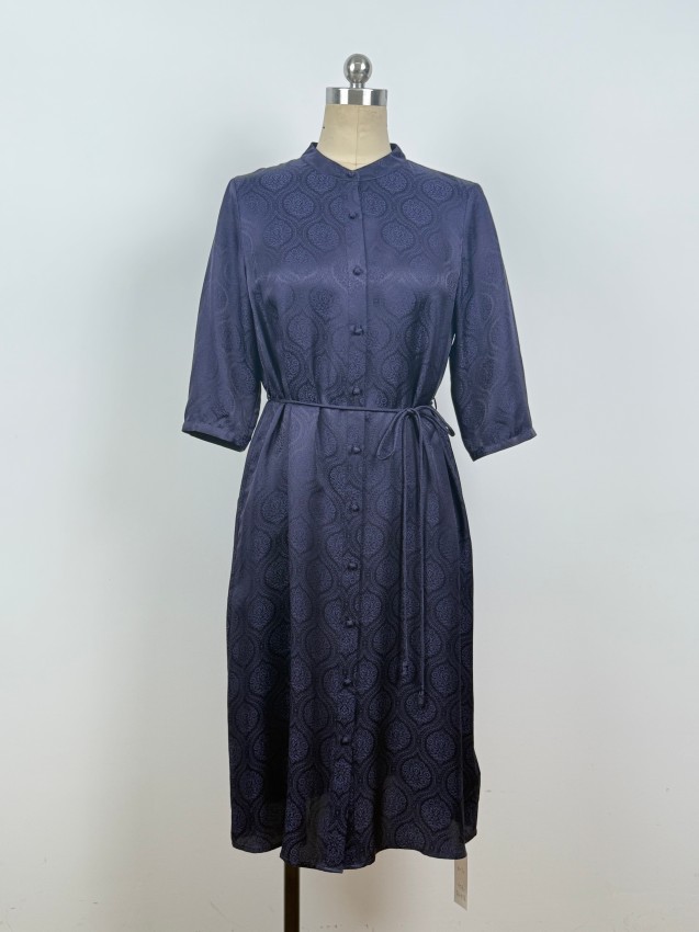 Simple, sophisticated, and elegant silk dress with a youthful, graceful charm JYL85070