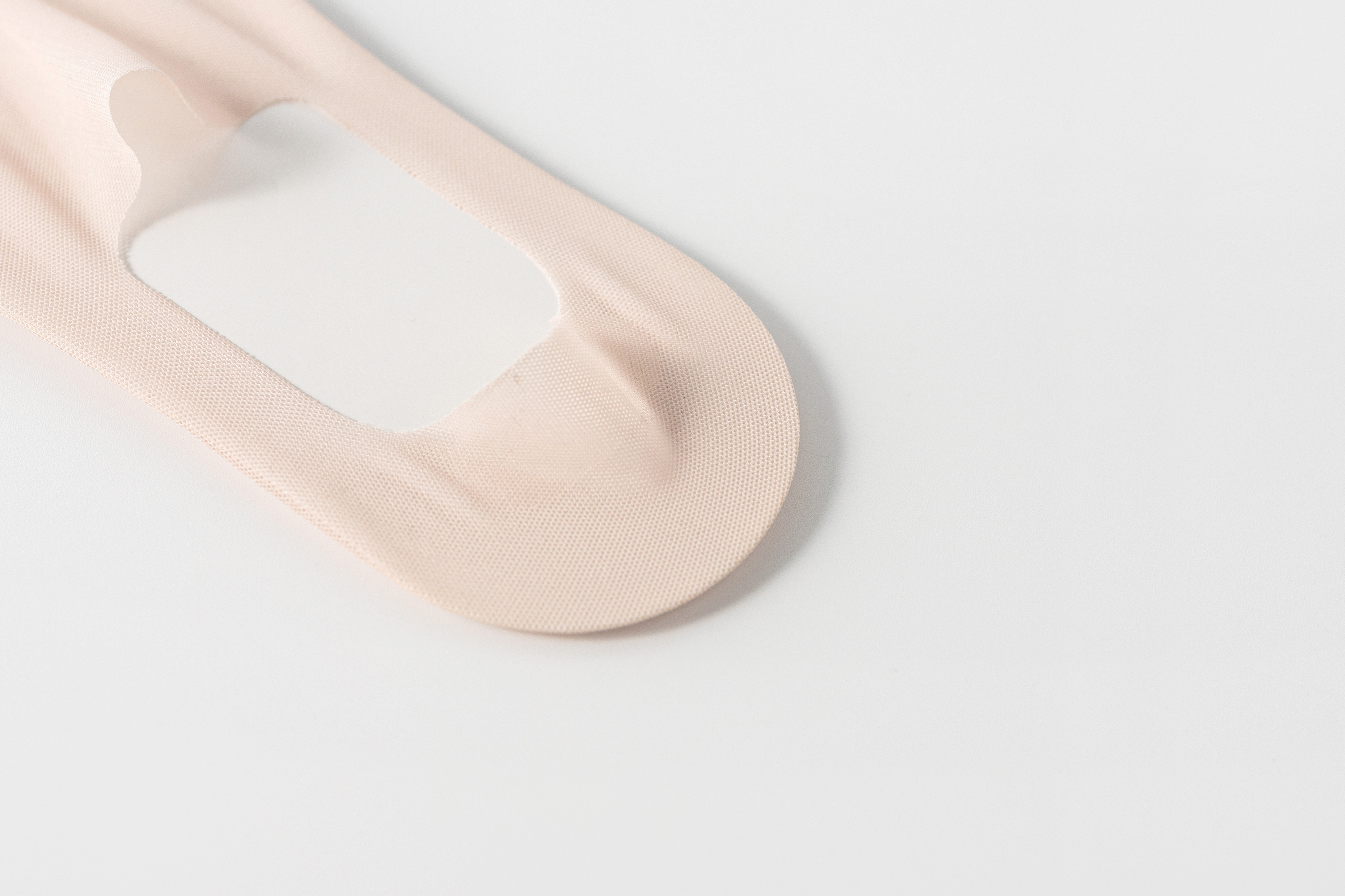 Premium Durability & Breathable Design of Seamless-knit Hi Top Ankle Guards