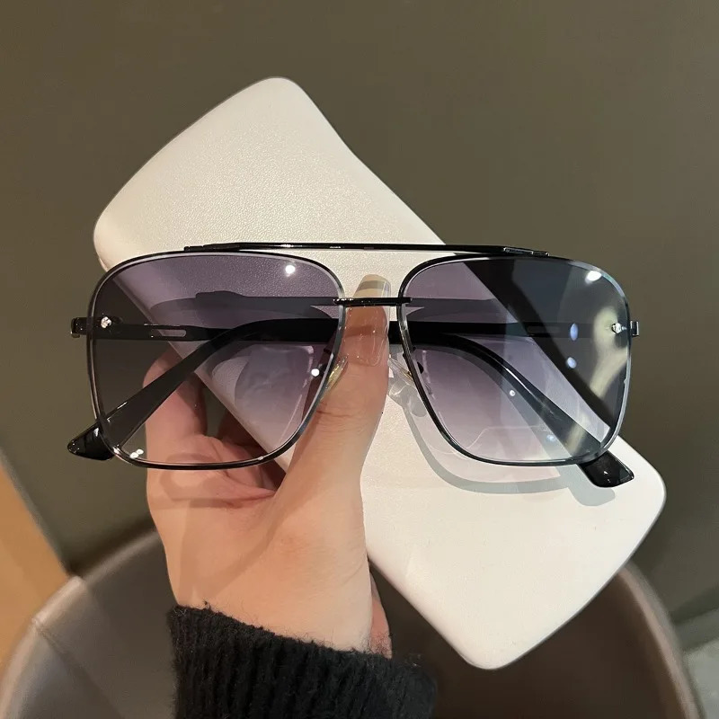 Transparent Blue Sunglasses for Men Retro Double Beam Driving Eyeglasses for Travel UV Protection Shades UV400 Eyewear 251023