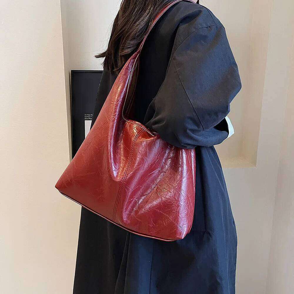 2Pcs/Set Women's Leather Shoulder Fashion Wine Red Underarm Bags Casual Hobo Bag Ladies Capacity Retro Designer Tote Handbag