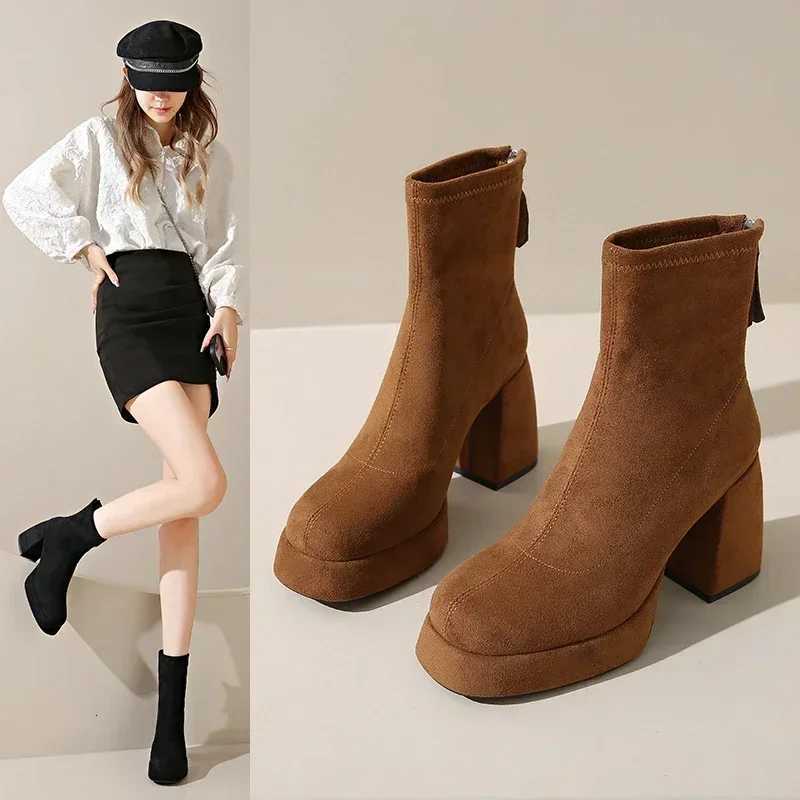 2024 Womens Fashion Highheeled Boots Winter New British Style Soft Sole Antislippery Versatile Keep Warm Leather Shoes W251024