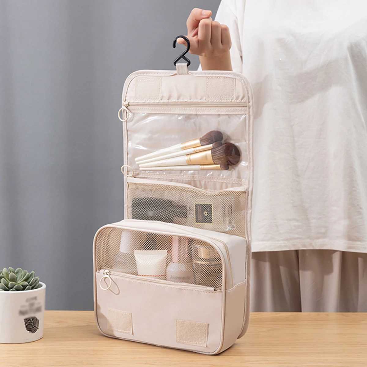 A multifunctional travel bag that can be hung with dry and wet separation a handheld toiletry and storage bag one setT251024