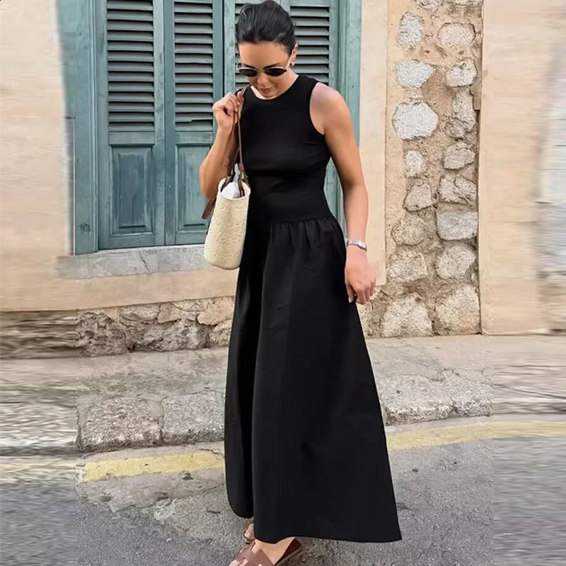 HXAO Knitted Dresses 2025 Woman Sleeveless Black Long Dress Women Bodycon Summer Solid Dresses One Pieces Midi Casual Dresses 251023