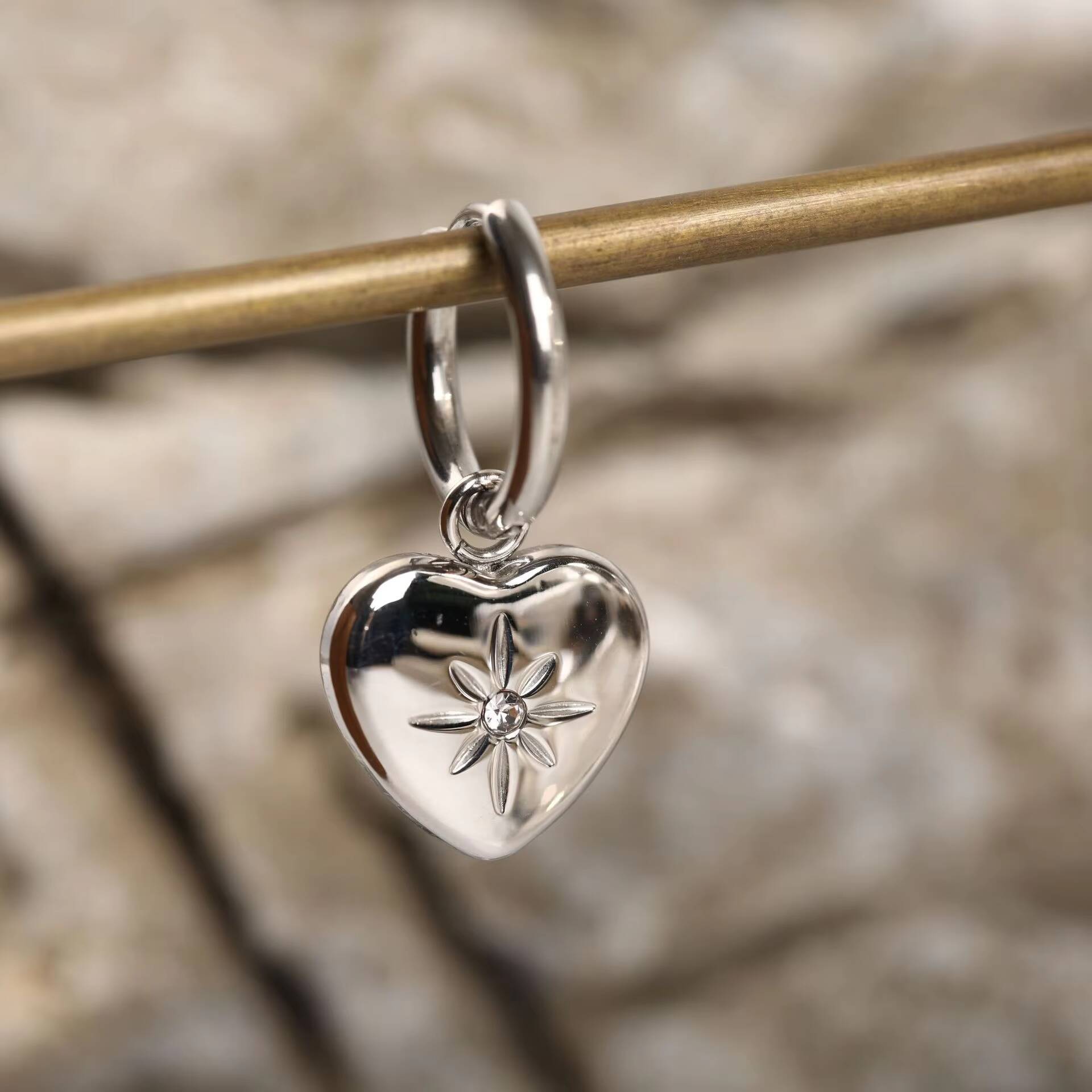 Factory Octagonal Zircon Earrings Love Peach Heart Pendant Hoop Earring Gold Plated Earrings for Women