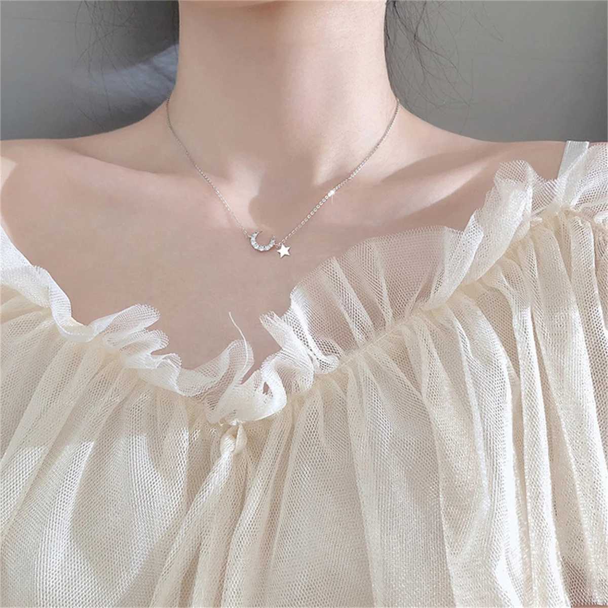 Simple Silver Color Hollow Star Necklace For Women Shiny Star Long Tassel Choker Clavicle Chain Wedding Party Birtay JewelryXJ251024