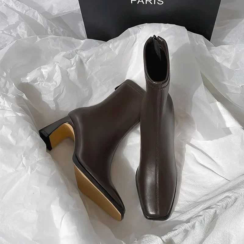 2024 New Vintage Brown Women Ankle Boots Fashion Elegant Square Toe Shoes Autumn Winter Thick Heel Womens Short Booties W251024
