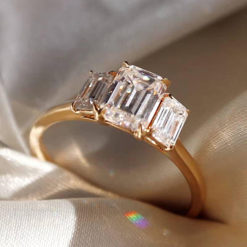 Custom GRA Vvs Moissanite Solid Gold Emerald Radiant Oval Pear Cut Engagement Ring 925 Silver 10K 14K 18K Diamond for Women Men