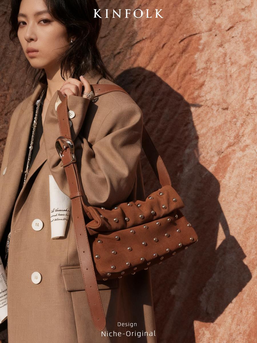 new Autumn and Winter Arrivals: Niche Design Clutch Underarm Bag Single-Shoulder Crossbody Women's Bag Retro Style Hot Girl Bag
