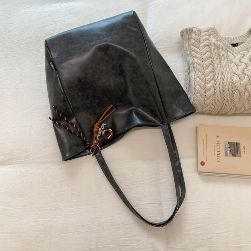 2025 Spring New Women's Large Capacity Handheld Shoulder Bag Exquisite Simple Multi functional Outdoor Commuter Crossbody Bag Fashion Phone Bag