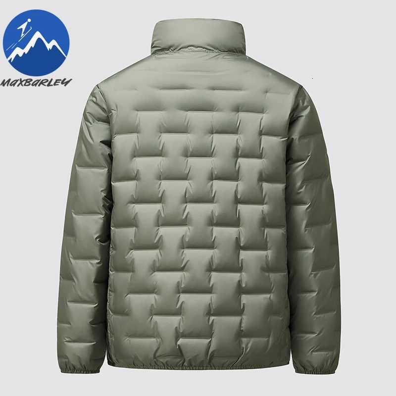 Maxbarley Luxury Men Short Down Jacket Business Casual Ultra Light Puffer Coat Stand Collar Outdoor Travel Windproof Winter Coat Z251024