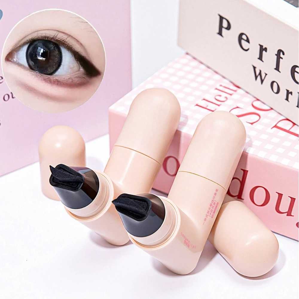 Black Brown Liquid Eyeliner Stamp DIY Triangle Eye Liner Extension Stamps Waterproof Long Lasting Fast Dry Eyes Makeup TemplateL251024