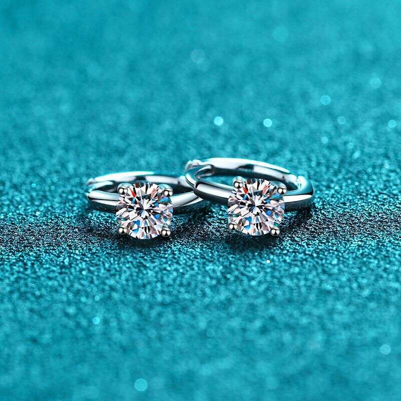 DHCollections-- Xindeyi Pure Sier for Women Four-Prong Simple Hoop Earrings 50 Points Moissanite Ear Buckle Internet Celebrity Same Style
