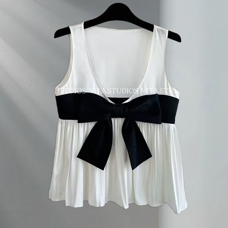 Luxury Designer Women's White Silk Bow Tie Vest Classic Deep V-Neck Sleeveless Cropped Camisole Sexy Fashion Street Style Fashion Clothing S1047