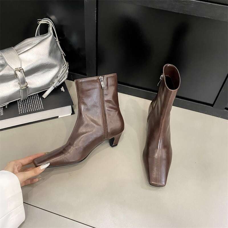 Niche French Style Slim Small Square Toe Bare 2025 Autumn Winter Chunky Cat Designer Shoe Heel Short Boots for Women