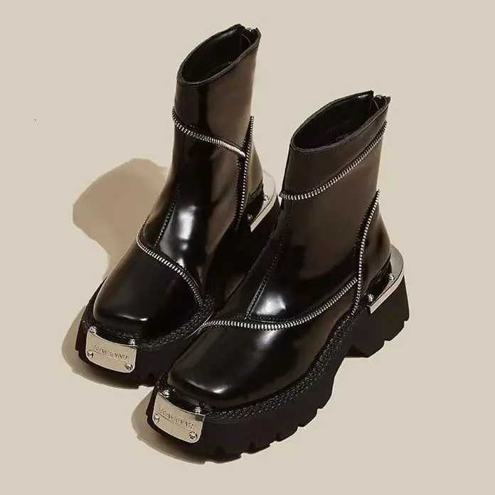 High Quality Black Shoes for Women Platform Boots Street Round Toe Ladies Shoes Nonslip Thicksoled Goth Boots Zapatos De Mujer W251024