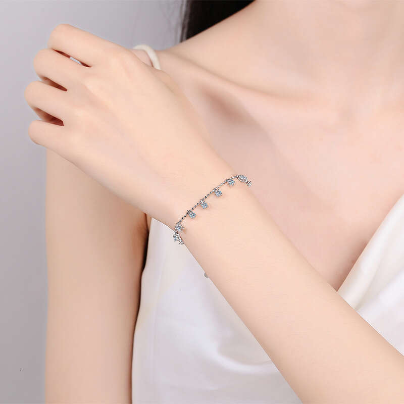 DHCollections-- Xindeyi S Pure Sier Full Moissanite PT950 Gold Plated Light Tassel Bracelet Daily Elegant