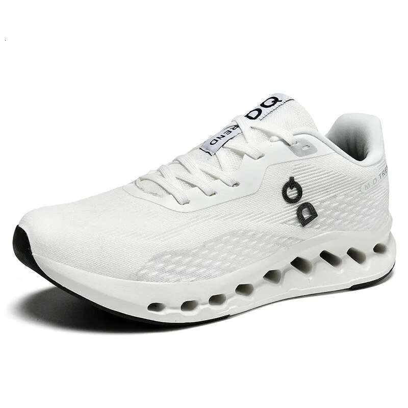 Thick casual 2024 new men's lightweight outdoor fashionable running shoes breathable mesh