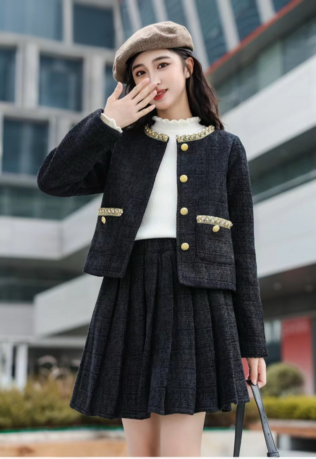 Girl designer fashionable autumn and winter set new children's pleated skirt wool lining fashionable red two-piece set New Year's set