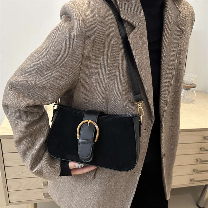Matte Texture Simple Casual Commuter 2025 Spring New Large Capacity Single Shoulder Underarm Small Square Bag