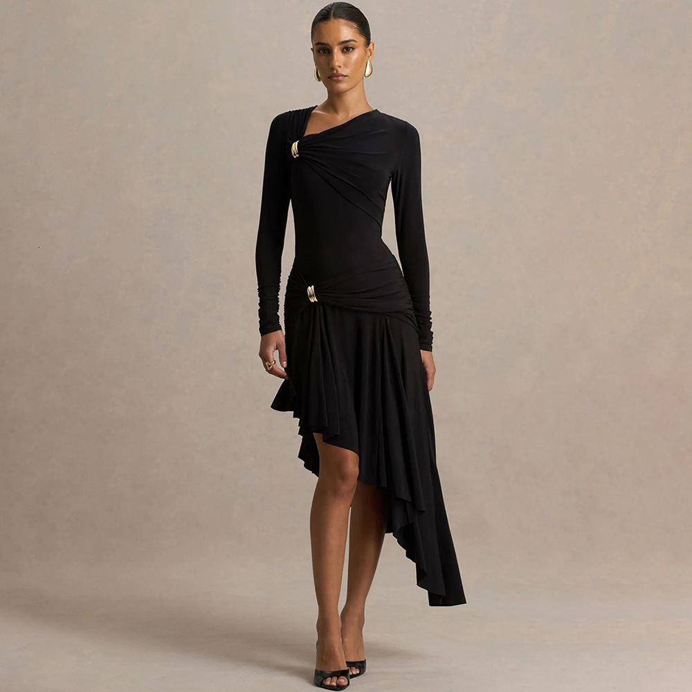 European and American designers' autumn and winter new fashionable and elegant women's slim fit sexy pleated irregular long skirt
