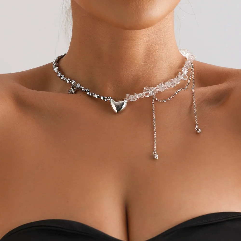 Fashion Heart Beaded Necklace for Women Boho Elegant Irregular Crystal Chain Y2K Choker Exquisite Party Gift Jewelry Accessories 251016